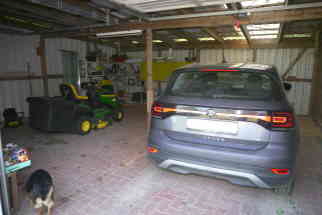 Doppelgarage innen Doppelgarage innen