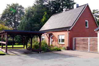 Haus Carport1