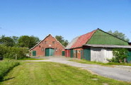 Haus mit Scheune 122 Haus mit Scheune 122